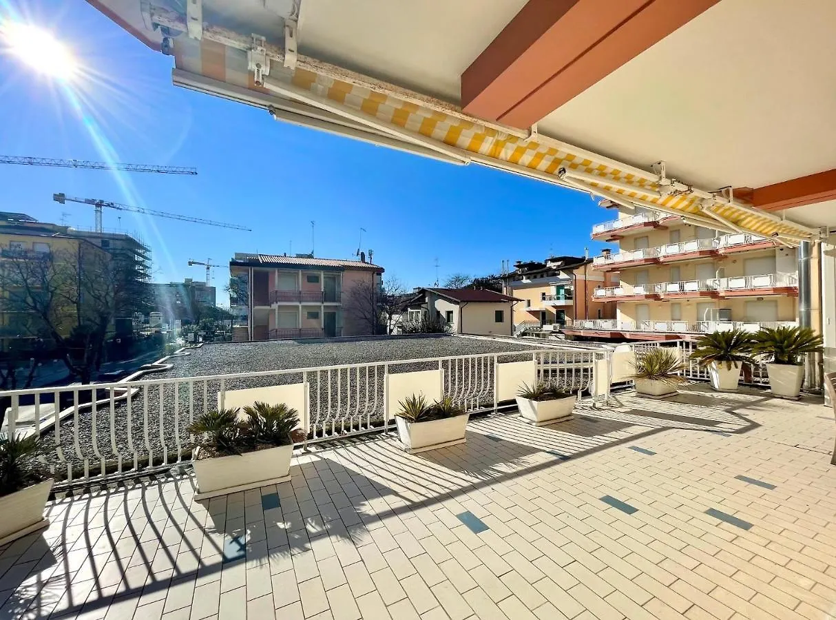 Appartamento Albatros - Carraro Immobiliare Jesolo - Family Apartments 0*, Lido di Jesolo Włochy